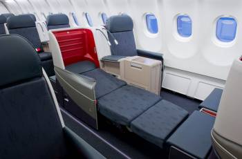 Flacher Schlafsitz in der neuen Turkish Airlines Business Class