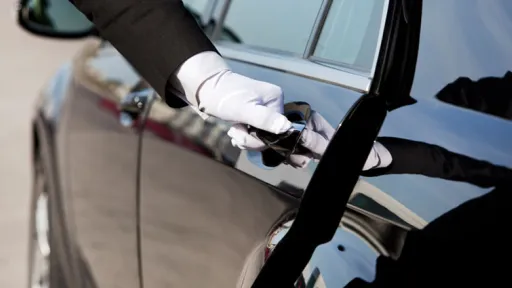 Auto mit Chauffeurservice f&uuml;r First-Class-Kunden