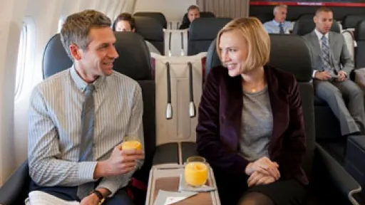 2 Passagiere von Turkish Airlines